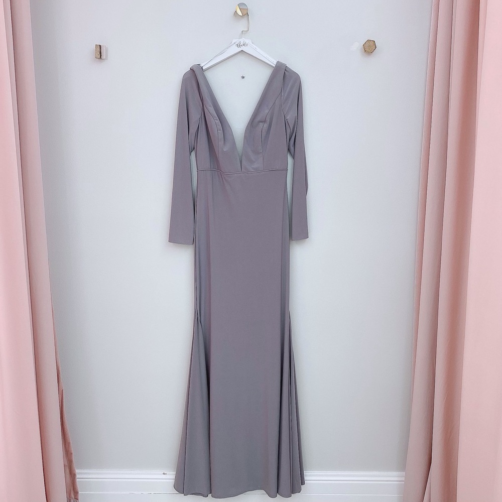 Christina Wu Style #22940 Shadow Sz 6